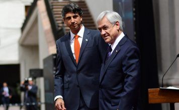 Más de 1.500 científicos exigen cuarentena obligatoria en Chile Carta abierta a Su Excelencia Presidente de la República, Sebastián Piñera, Ministro de Salud, Jaime Mañalich, y Ministro de Ciencia, Tecnología, Conocimiento e Innovación, Andrés Couve.